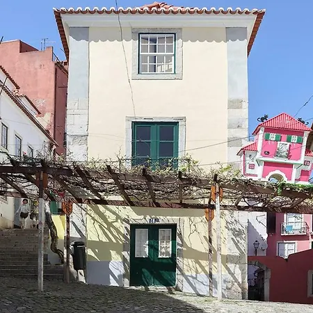 Апартаменты Alfama River View Лиссабон